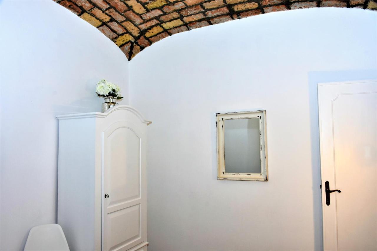 Miriam Apartment Rzym Zewnętrze zdjęcie